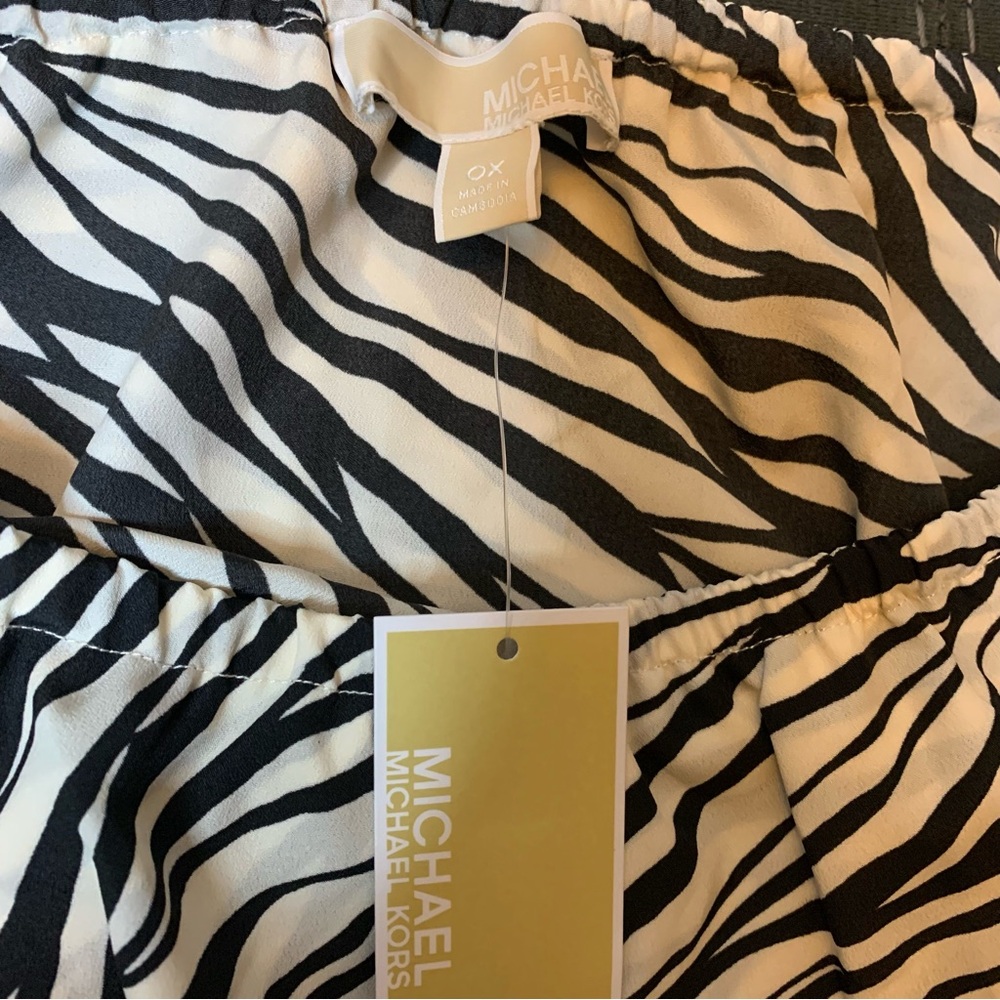 MICHAEL KORS Women's Printed Stadium Ruffled-Overlay Off-The-Shoulder Top - Picture 3 of 4